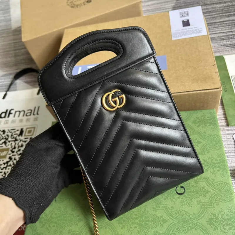 Gucci 699756 GG Marmont mini kabelka s horním uchem Černá
