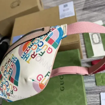 Gucci 650299 The North Face x Gucci ledvinka Růžová