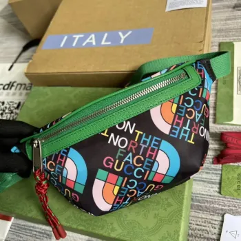 Gucci 650299 The North Face x Gucci ledvinka Zelená
