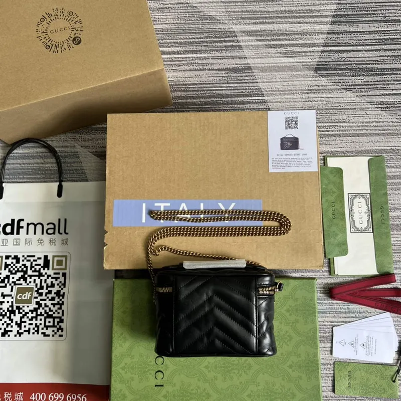 Gucci 699515 GG Marmont Mini Taška s Horním Uchem Černá