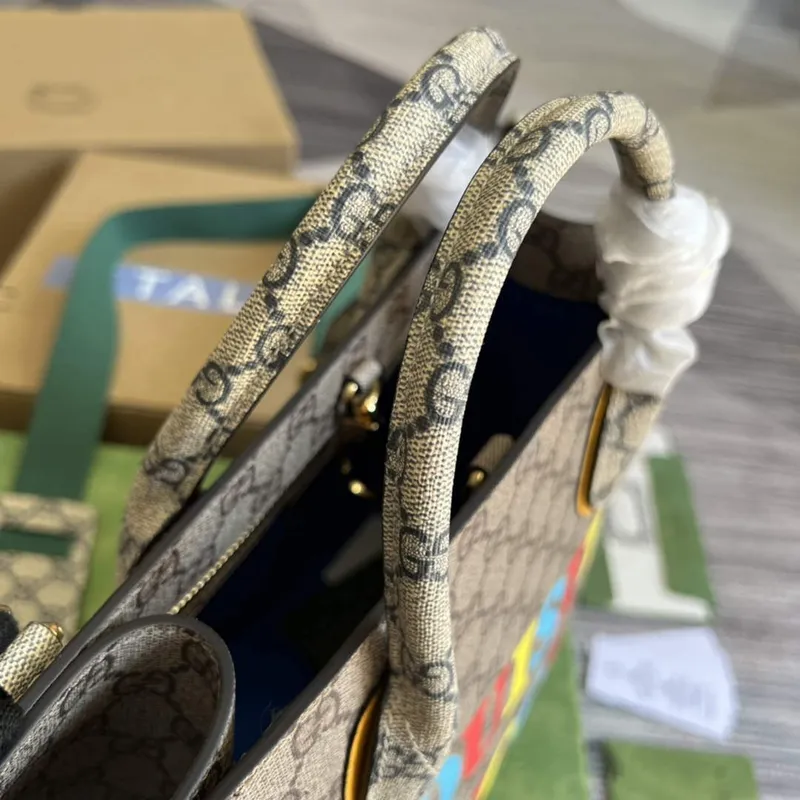 Gucci 680956 Exquisite Gucci Malá Taška přes Rameno Béžová