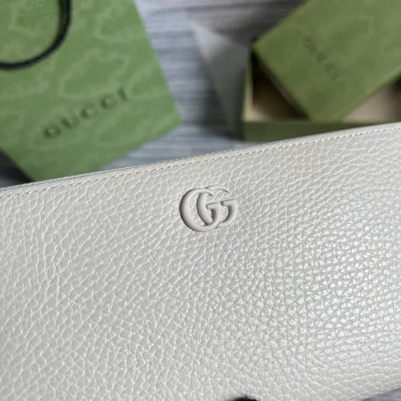Gucci 456117 GG Marmont Kožená peněženka na zip Bílá