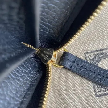 Gucci 456117 GG Marmont Zip Around Peněženka Černá