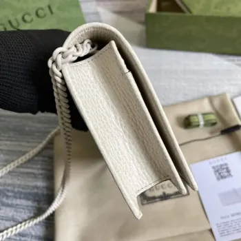 Gucci 497985 GG Marmont Kožená Mini Řetízková Taška Bílá