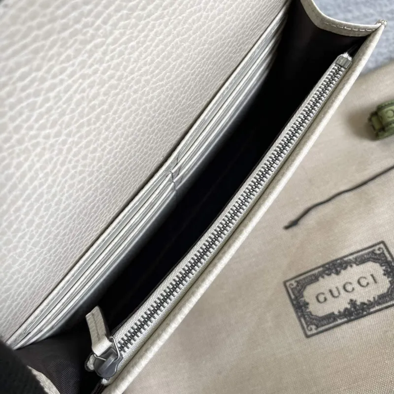 Gucci 497985 GG Marmont Kožená Mini Řetízková Taška Bílá