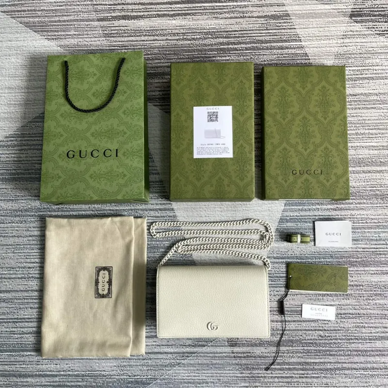 Gucci 497985 GG Marmont Kožená Mini Řetízková Taška Bílá