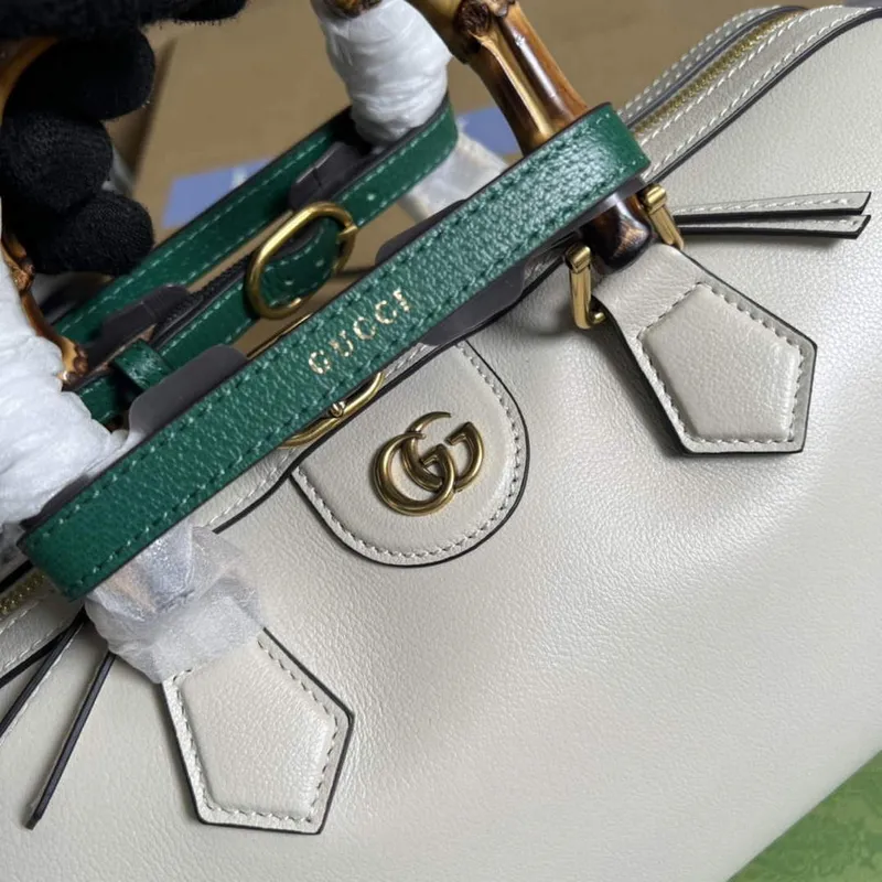 Gucci 655663 Gucci Diana Japonská limitovaná malá taška s horním madlem bílá
