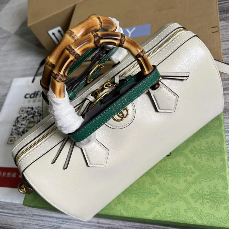 Gucci 655663 Gucci Diana Japonská limitovaná malá taška s horním madlem bílá