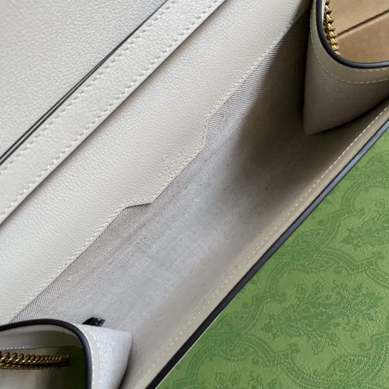 Gucci 675794 Gucci Diana Malá Kabelka přes Rameno Bílá