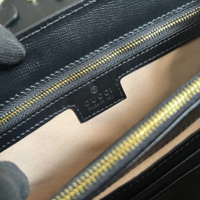 Gucci 702049 Horsebit 1955 Střední taška Černá