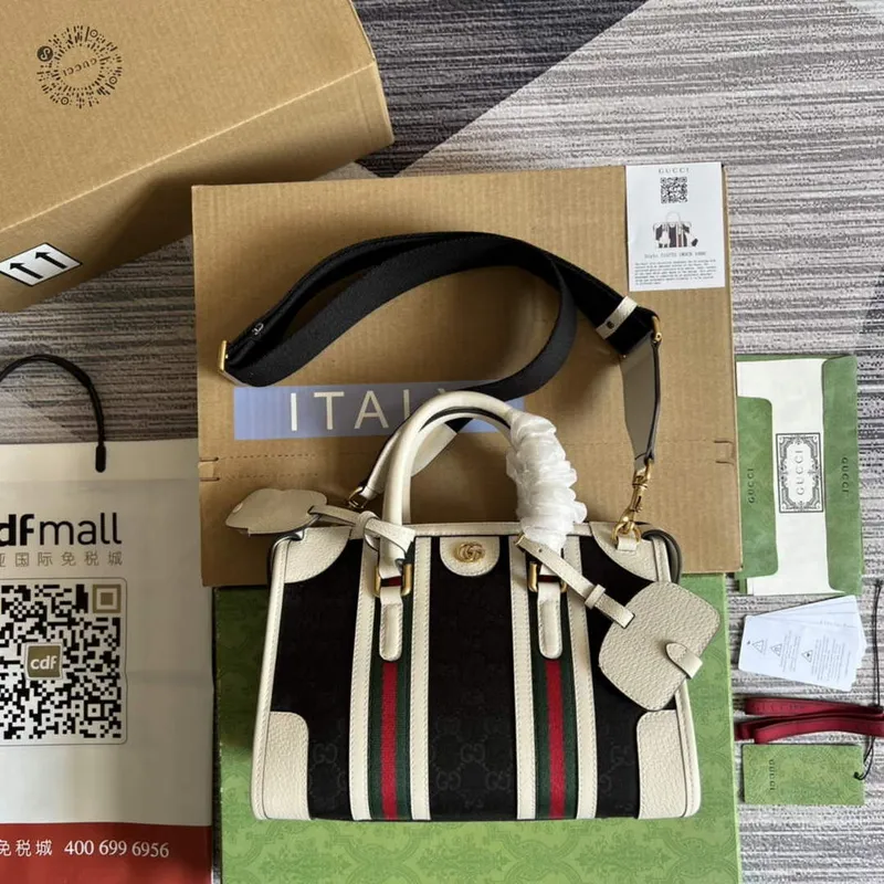 Gucci 715772 Malá plátěná taška s horním uchopem Černá