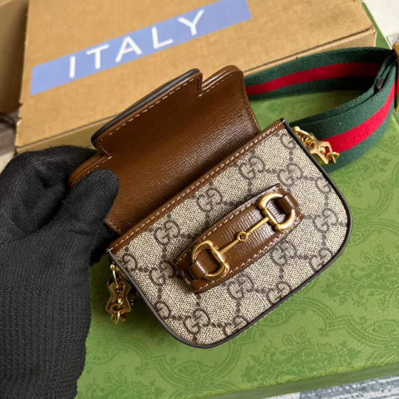 Gucci 699760 Gucci Horsebit 1955 pásek peněženka béžová a ebenová