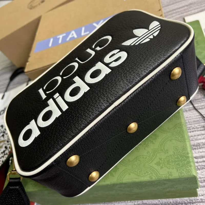 Adidas x Gucci malá ramenní taška 702427 černá kůže