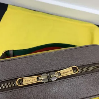 Adidas x Gucci malá ramenní taška 702427 Béžová a hnědá GG plátno