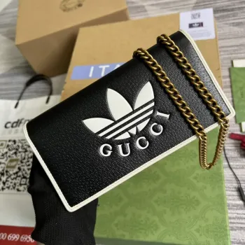 Adidas x Gucci 621892 peněženka s řetízkem černá a bílá kůže