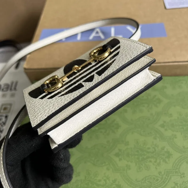 Adidas x Gucci pouzdro na karty s Horsebit 702248 Off white a černá kůže