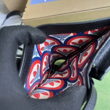 Adidas x Gucci pouzdro na karty s Horsebit 702248 černá a krémová kůže