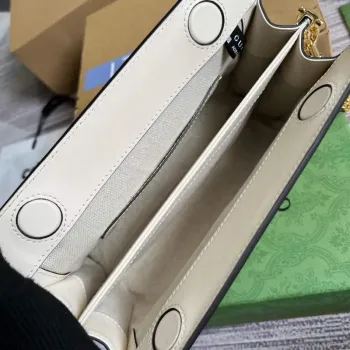 Gucci 702200 GG matelassé kožená kabelka přes rameno Bílá