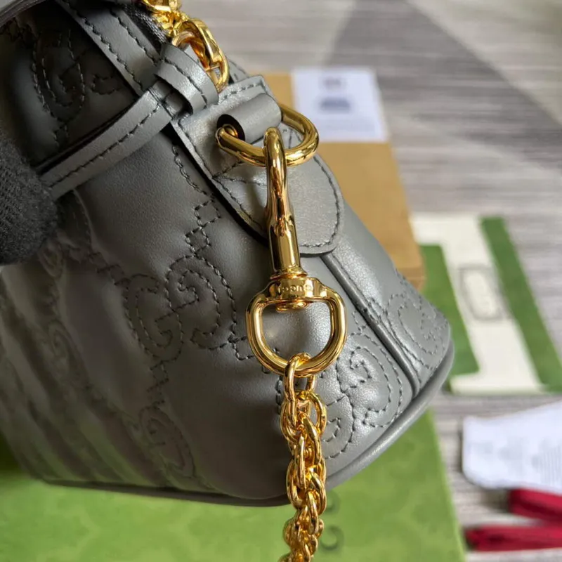Gucci 702229 GG matelassé kožená kabelka přes rameno Prašná šedá
