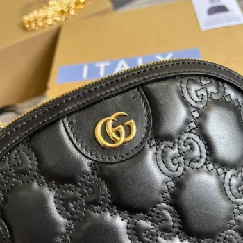 Gucci 702229 GG matelassé kožená kabelka přes rameno Černá