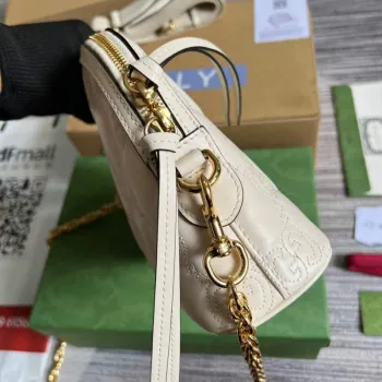 Gucci 702229 GG matelassé kožená kabelka přes rameno bílá