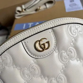 Gucci 702229 GG matelassé kožená kabelka přes rameno bílá