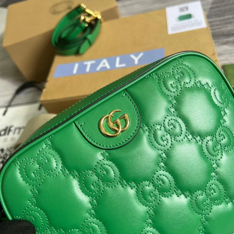 Gucci 702234 GG Matelassé kožená kabelka přes rameno jasně zelená