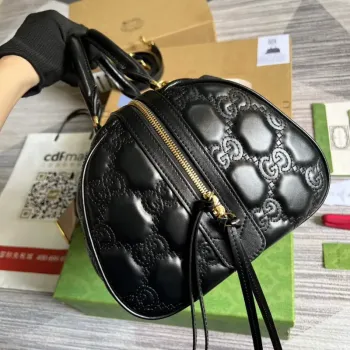 Gucci 702242 GG matelassé kožená kabelka přes rameno Černá