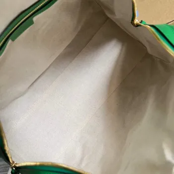 Gucci 702242 GG matelassé kožená kabelka přes rameno Jasně zelená