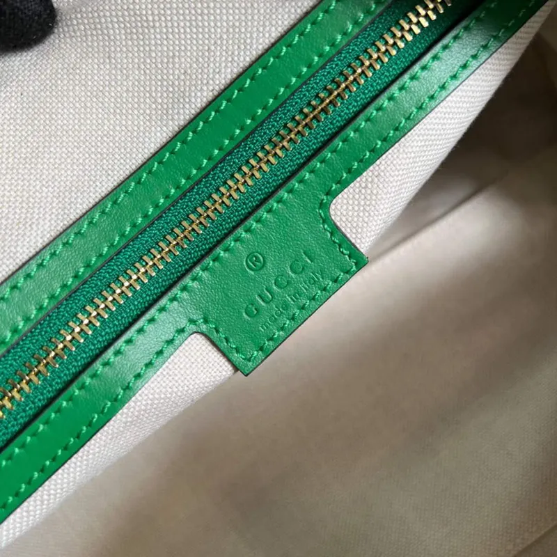 Gucci 702242 GG matelassé kožená kabelka přes rameno Jasně zelená