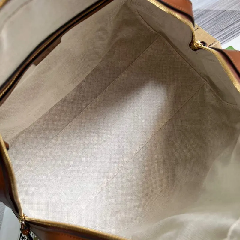 Gucci 702242 GG matelassé kožená kabelka přes rameno Hnědá