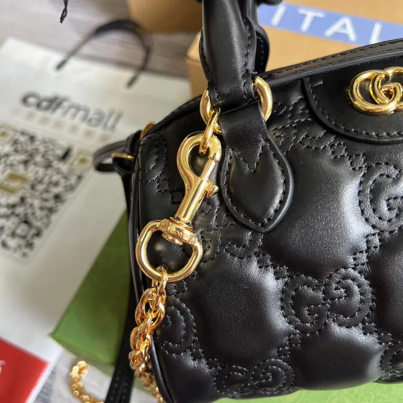 Gucci 702251 GG matelassé kožená taška s horním uchopem Černá