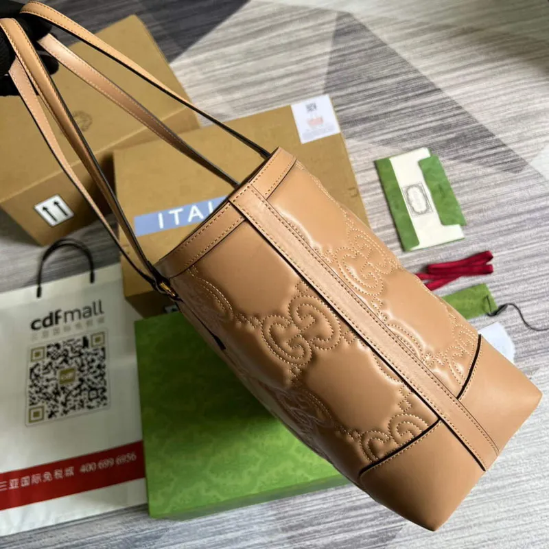 Gucci 631685 GG matelassé kožená střední taška béžová