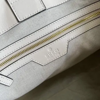 Gucci 631685 GG matelassé kožená střední taška bílá