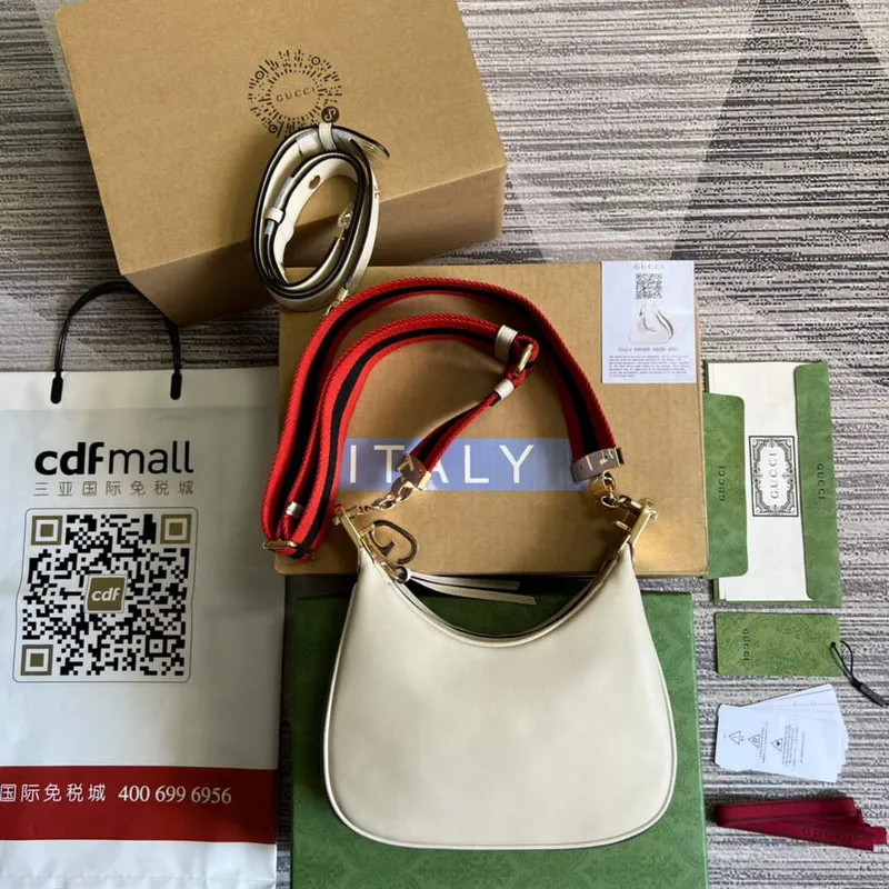 Gucci 699409 Gucci Attache malá ramenní taška Bílá