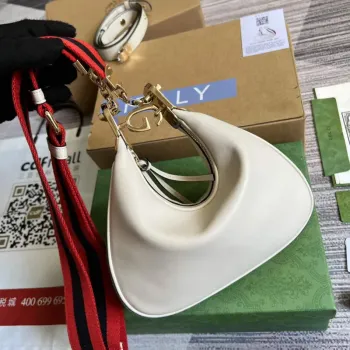 Gucci 699409 Gucci Attache malá ramenní taška Bílá