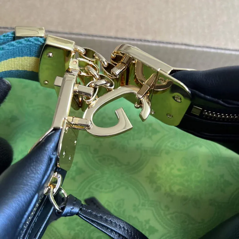 Gucci 702823 Gucci Attache velká kabelka přes rameno Černá