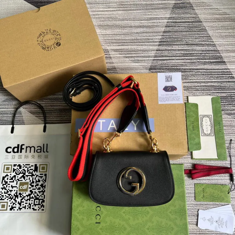 Gucci 698643 Gucci Blondie mini kožená taška Černá