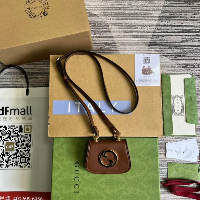 Gucci 698635 Gucci Blondie Mini pouzdro na karty peněženka tmavě hnědá