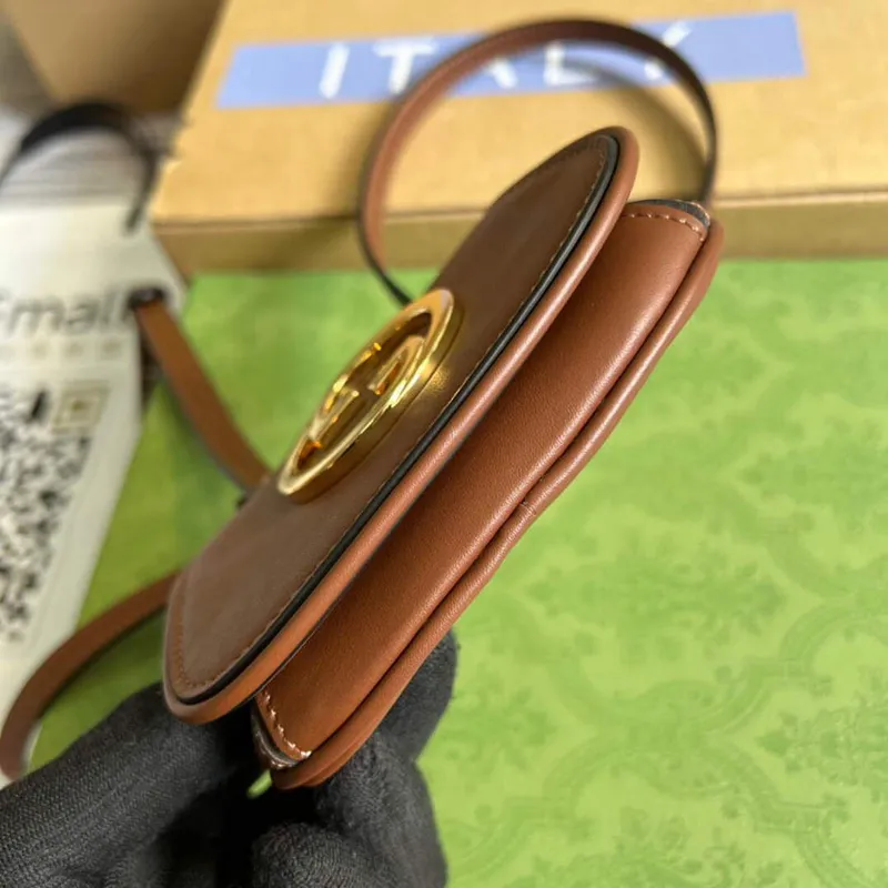 Gucci 698635 Gucci Blondie Mini pouzdro na karty peněženka tmavě hnědá