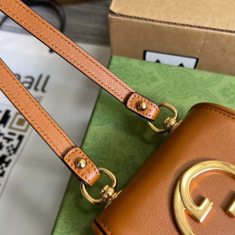 Gucci 698635 Gucci Blondie Mini pouzdro na karty hnědé