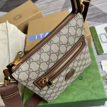 Gucci 681021 GG Supreme messenger taška Hnědá