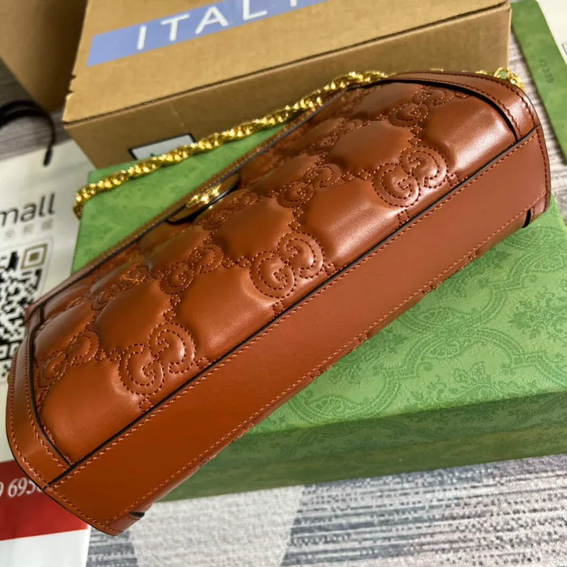 Gucci 702200 GG matelassé kožená kabelka přes rameno hnědá