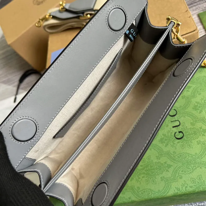 Gucci 702200 GG matelassé kožená kabelka přes rameno šedá