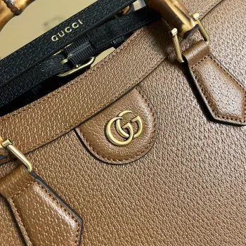 Gucci 678842 Diana střední taška hnědá