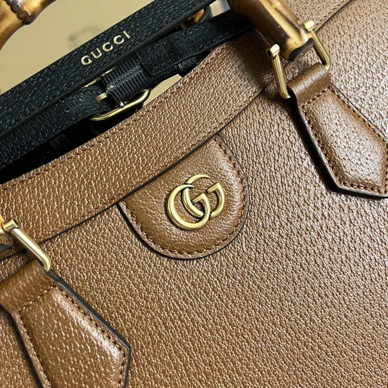 Gucci 678842 Diana střední taška hnědá