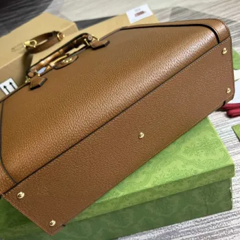 Gucci 678842 Diana střední taška hnědá