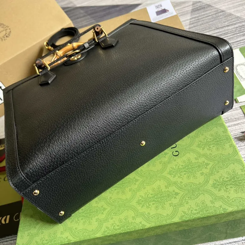 Gucci 678842 Diana střední taška přes rameno černá