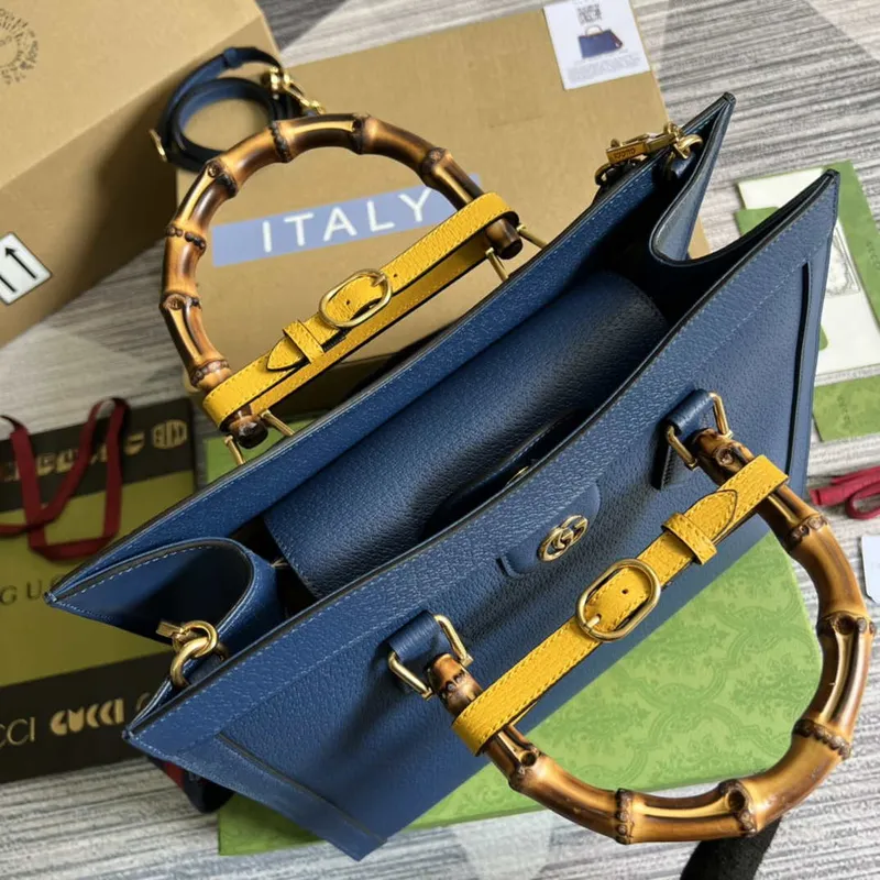 Gucci 678842 Diana střední taška modrá