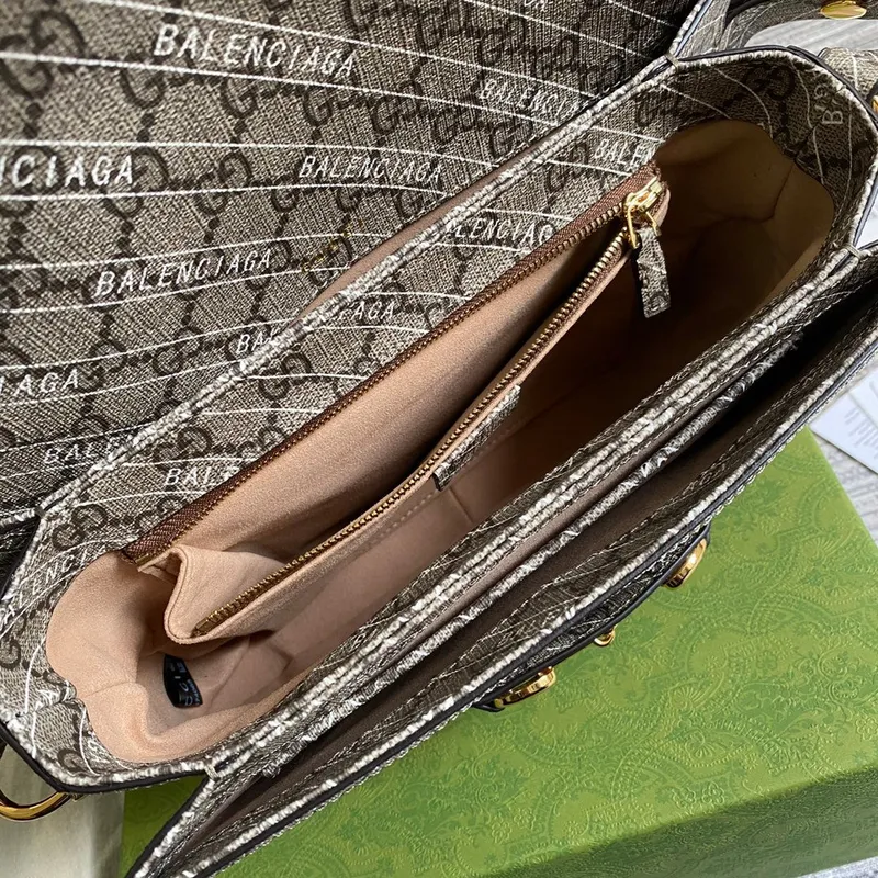 Gucci Horsebit 1955 ramenní taška 602204 Béžová